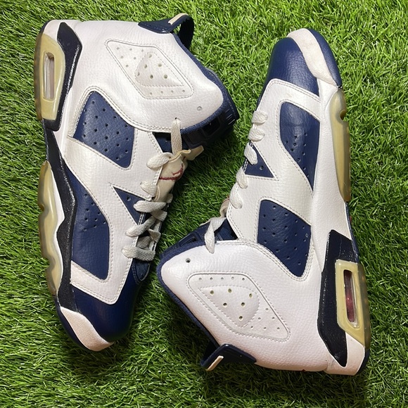 Jordan 6 Retro - Picture 2 of 4